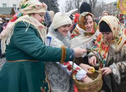 Учасники свята "Щедрий вечір! Добрий вечір!"