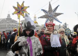Participants of the festive parade "Den-fest-2019"