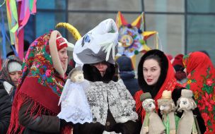 Participants of the festive parade "Den-fest-2019"