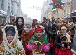 Participants of the festive parade "Den-fest-2019"