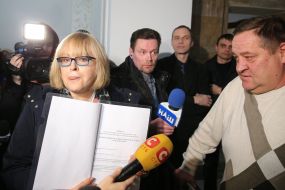 Katerina Amosova with journalists