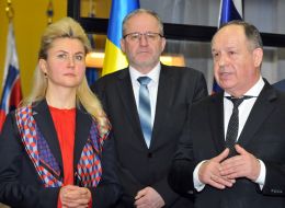 Yulia Svetlichnaya and Victor Popov