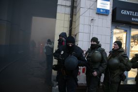 Fire in the building near the hotel "Dnepr"