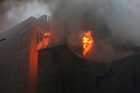 Fire in the building near the hotel "Dnepr"