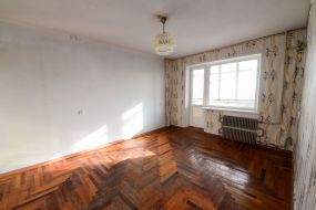 Room in the apartment