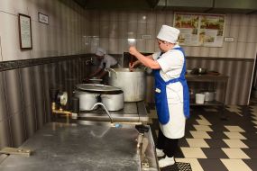 Cooks in the kitchen of the military unit of 3033 NSU