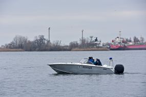 Катер полиции 