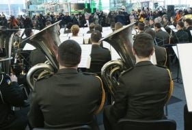 Оркестры ВСУ и Нацгвардии в аэропорту "Борисполь"