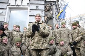 Igor Gordiychuk and lyceum students