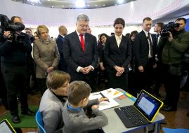 Lilia Grinevich, Petro Poroshenko and Marina Poroshenko