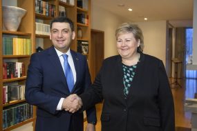 Vladimir Groisman and Erna Solberg