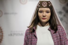 Demonstration of the Crimean Tatar clothing brand "Qara biber"