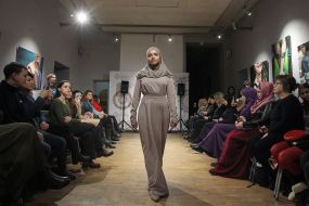 Demonstration of the Crimean Tatar clothing brand "Qara biber"