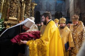 Metropolitan Epiphanius and priests
