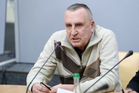 Владимир Кобец