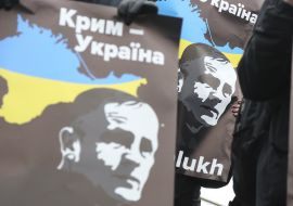 Плакаты в поддержку Владимира Балуха