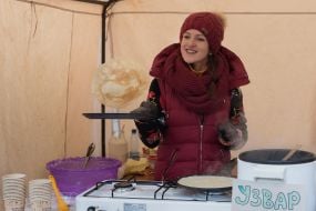 Участница гастрономического фестиваля