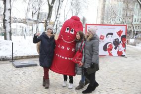 Animator dressed as a condom