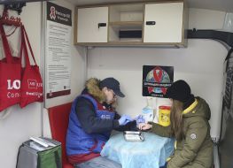 Mobile outpatient clinic for rapid HIV testing
