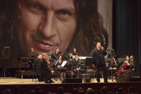 Mykola Lysenko and soloists of the Variety Symphony Orchestra