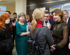 Marina Poroshenko communicates with educators