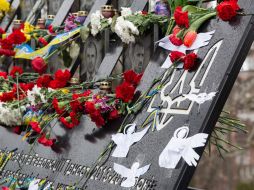 Portraits of the Fallen Heroes of Heaven Hundreds