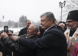 Petro Poroshenko met with the Ukrainian diaspora