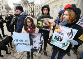 Anti Fur Promotion "Take off the fur forever!"