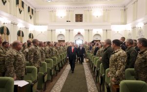 Petro Poroshenko and the governing body of the Armed Forces