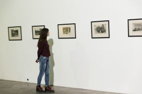 Visitors to the exhibition "Amazing Crime Stories"