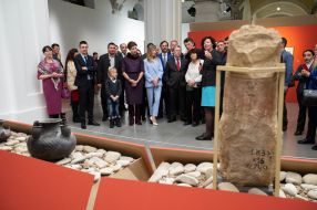 Marina Poroshenko, Emine Jeppar and Kurt Volker