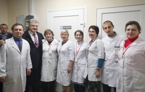 Петр Порошенко посетил амбулаторию общей практики семейной медицины