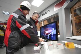 Petro Poroshenko visited Mariupol Metallurgical Plant