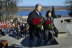 Petro Poroshenko with his wife Marina