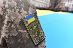 Шеврон на формі курсанта