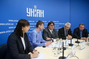 Natalia Levytska, Kemal Ozkan, Serhiy Komyshev and Valeriy Matov