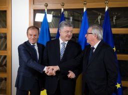 Дональд Туск, Петр Порошенко, Жан-Клод Юнкер