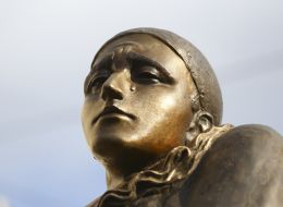 Monument to Aleksandr Vertinsky