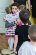 Marina Poroshenko communicates with her children