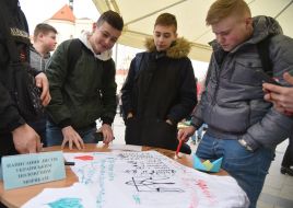 Participants of the action in support of captive seamen