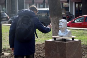 Opening of the Kim Chen In Mobile Monument