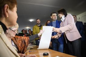 Vladimir Groysman with his wife Elena