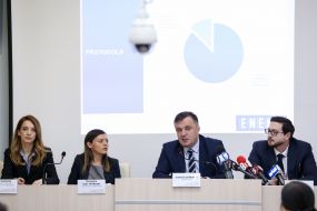 Мая Миликич, Теодора Поп Трайков, Златко Вуйович, Пьер Петье