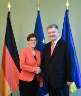 Annegreth Cramp-Carrenbauer and Petro Poroshenko