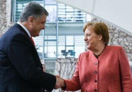 Petro Poroshenko and Angela Merkel