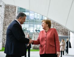 Petro Poroshenko and Angela Merkel