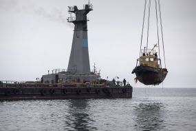 In Odessa, the ship "Parallel" was removed from the beach