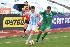 Football. FC "Desna" (Chernigov) - FC "Karpaty" (Lviv)