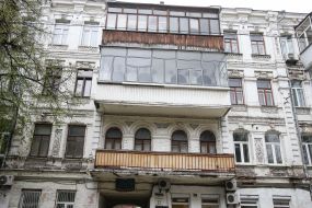Прибудова до житлового будинку на Костянтинівській