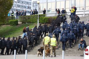 Militiamen keep order